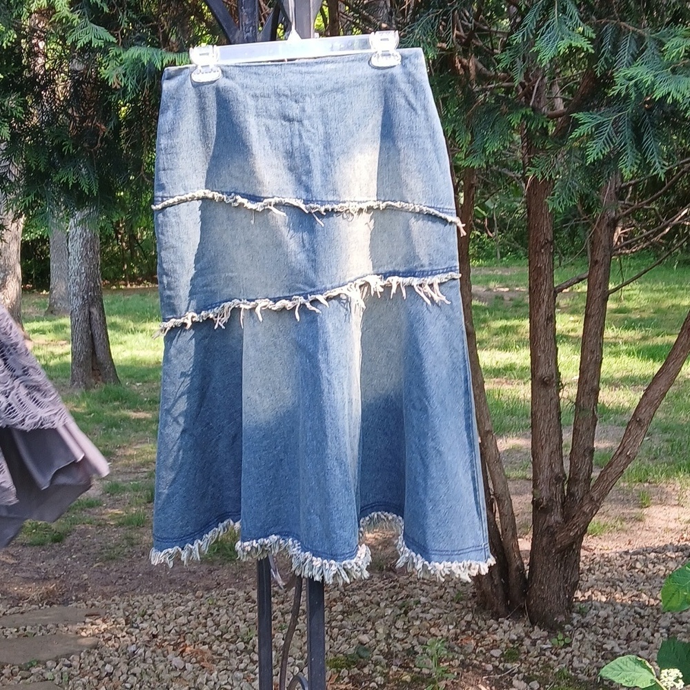 Distressed Long Denim Fringe Skirt Size M - Picture 9 of 12
